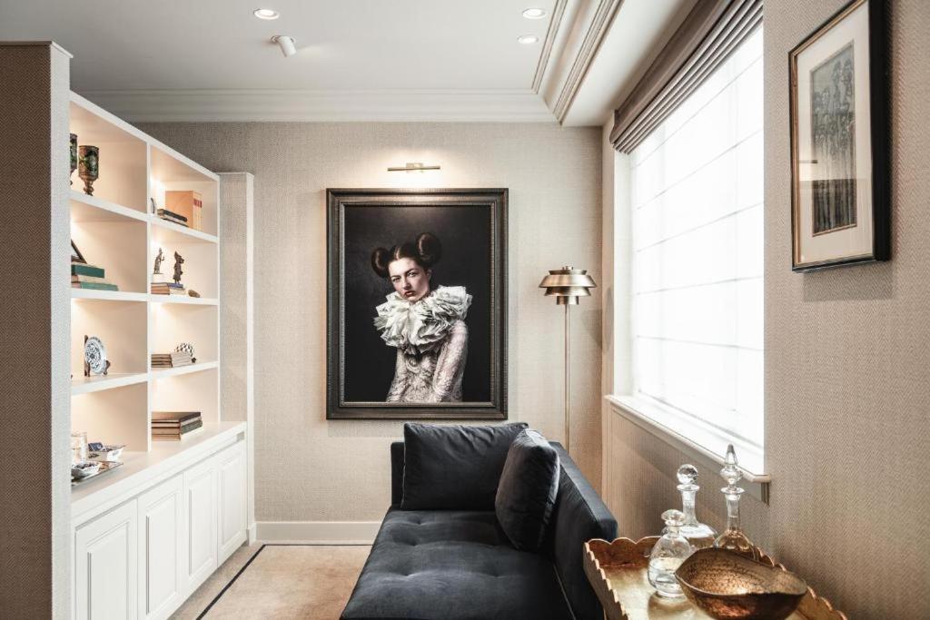 Hotel 717 Amsterdam Luaran gambar A room in the house of the Duke of Grafton