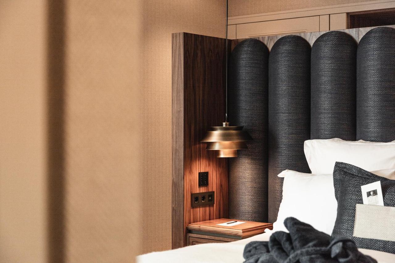 Hotel 717 Amsterdam Luaran gambar A bedroom at the hotel