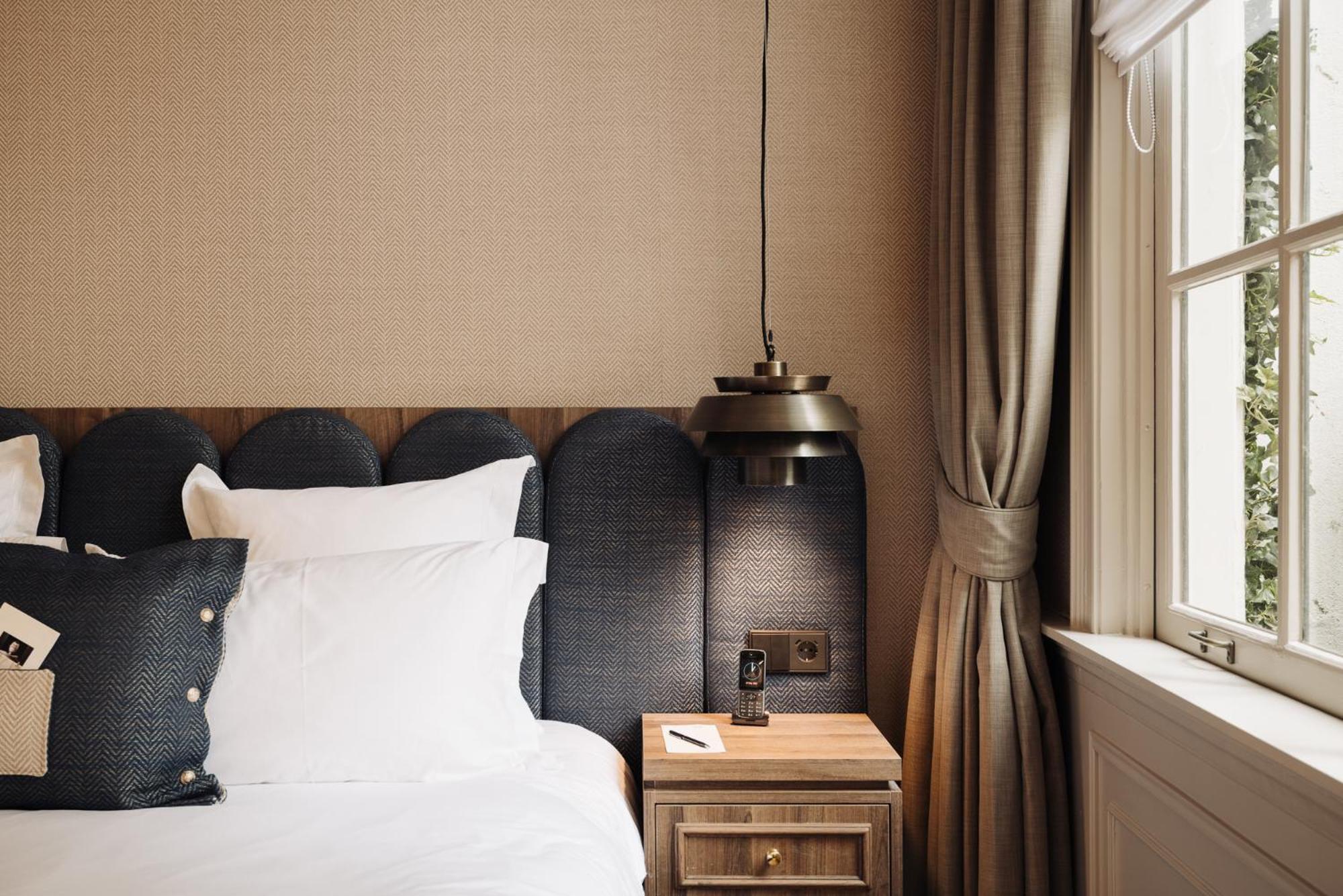 Hotel 717 Amsterdam Luaran gambar A bedroom at the hotel