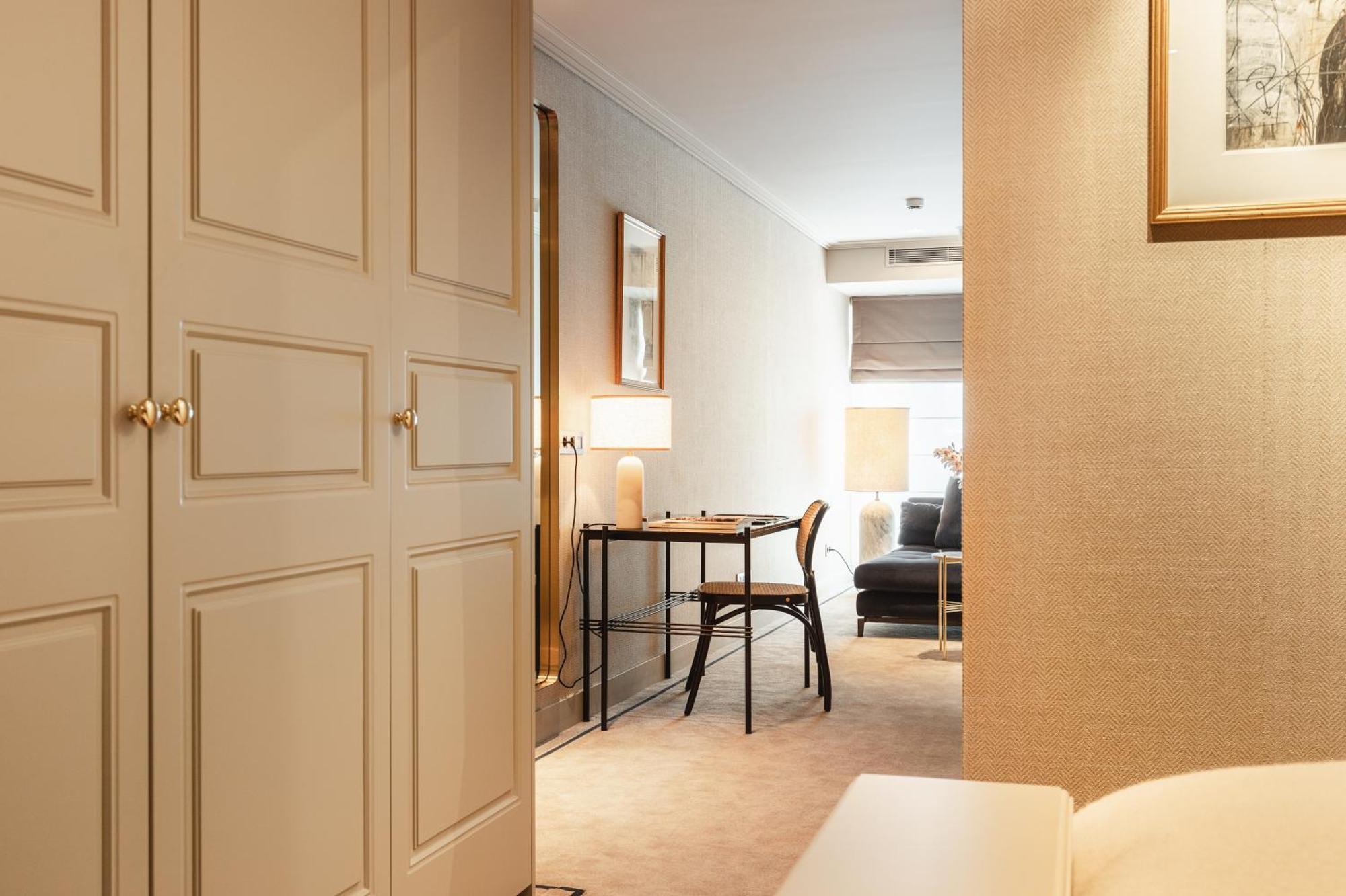 Hotel 717 Amsterdam Luaran gambar A room at the hotel