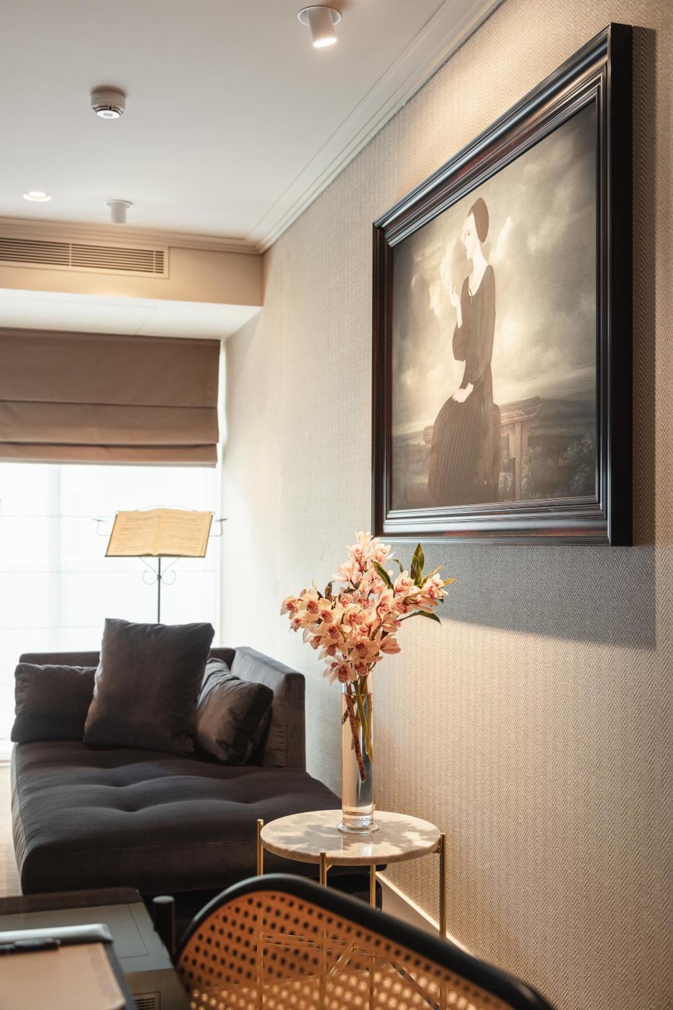 Hotel 717 Amsterdam Luaran gambar A room at the hotel
